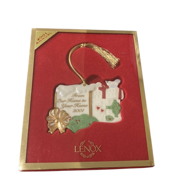 2001  Lenox Annual Christmas Ornament “ From Our Home To your Hime” - Picture 1 of 5